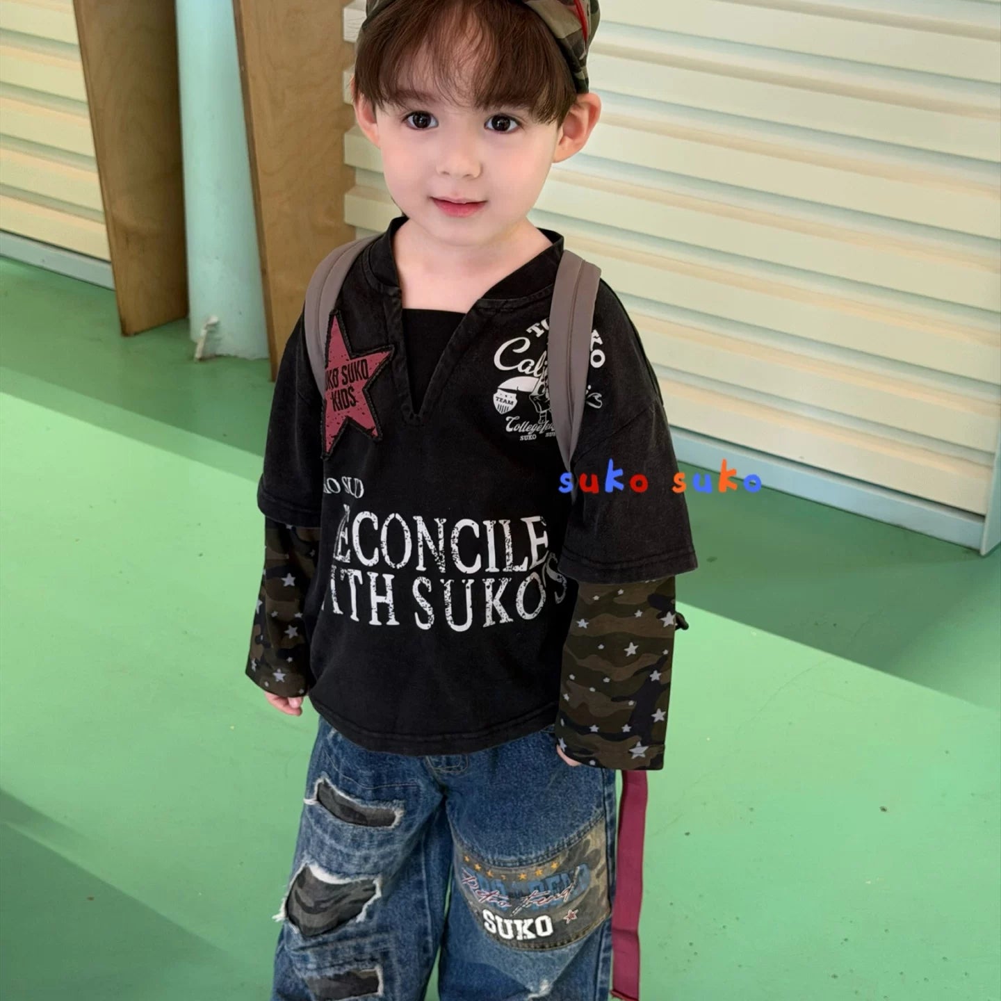 Suke 26 Autumn New Boys' American Retro Style Fake Two piece Camouflage Splicing Long Sleeve T-shirt Children's Piercing Jeans