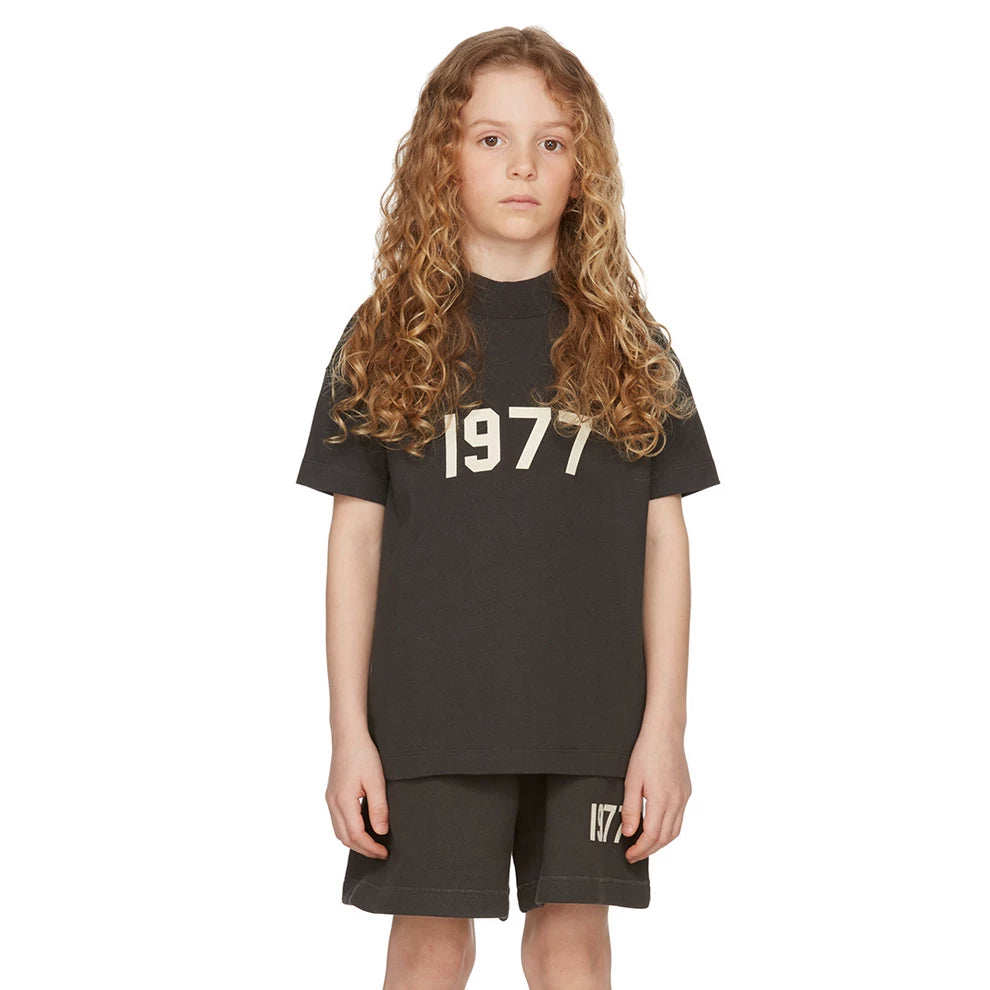 Essentials Children's Short sleeved T-shirt 1977 Printed Boys and Girls Summer Trendy Brand Children's Clothing Set Casual