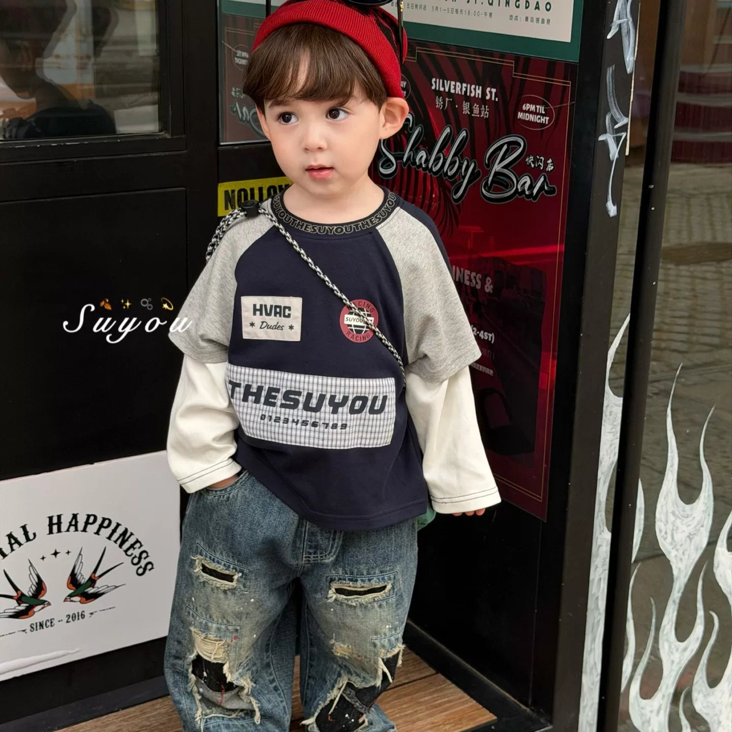Su You 2026 Autumn Edition Korean Edition American Retro Color Contrasting Letter Fake Two piece Long Sleeve T-shirt for Boys, Pierced Jeans