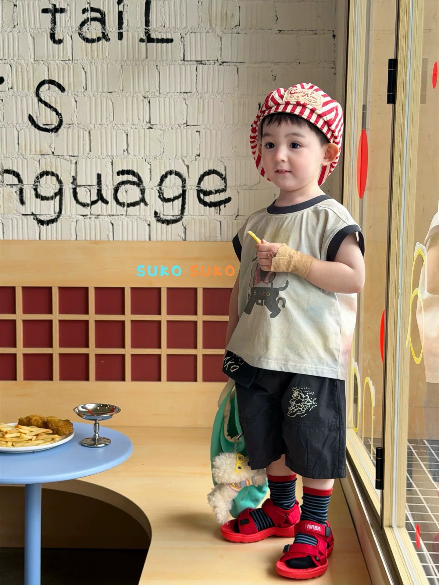 2026 summer new children's clothing Korean version round neck bear print loose sleeveless T-shirt for boys and children fashion shorts