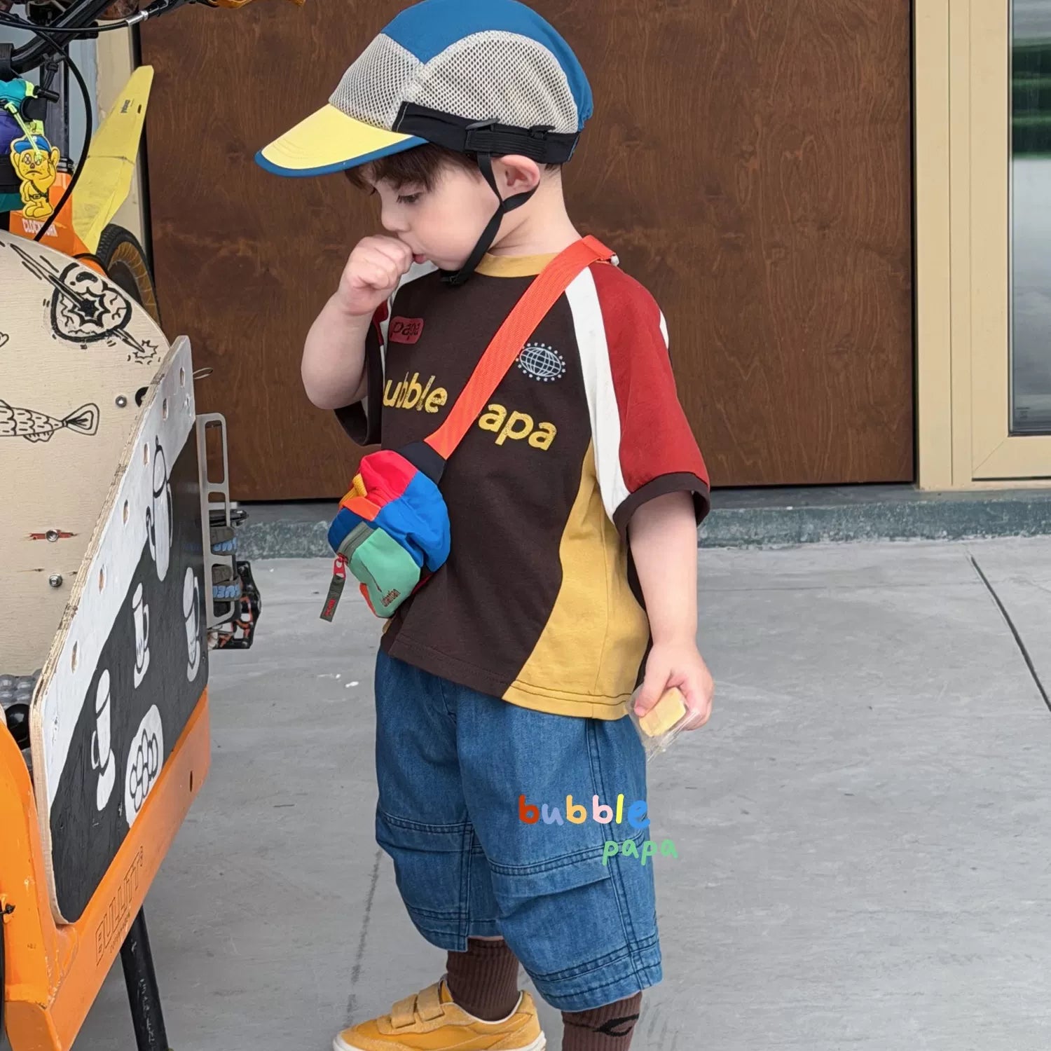 2026 summer new children's clothing Korean version boys' and children's color blocked loose round neck short sleeved T-shirt, stylish denim shorts