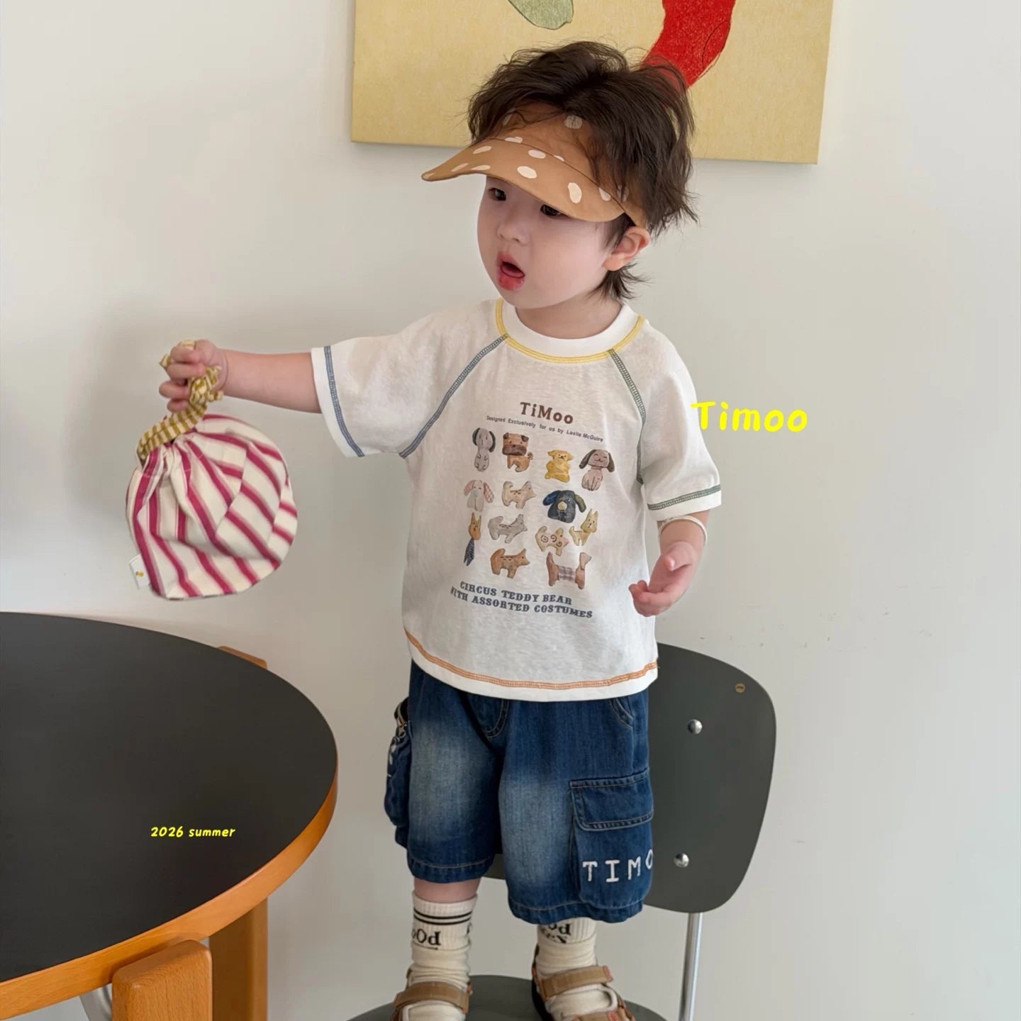 26 Summer Korean version cartoon printed short sleeved T-shirt for boys and children, round neck white top, cute summer style