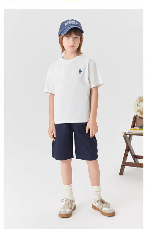 Authentic children's clothing from Majia, boys' short sleeved T-shirt, 2025 summer style, children's white T-shirt, cool, labeled, no tag